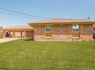 4653 Citrus Dr, New Orleans, LA 70127