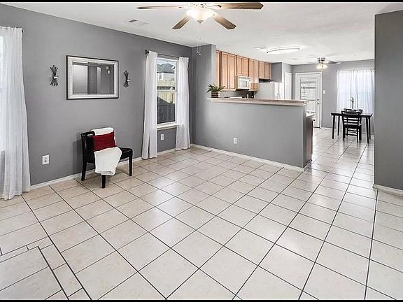 4th image of 4123 Fairhope Oak St