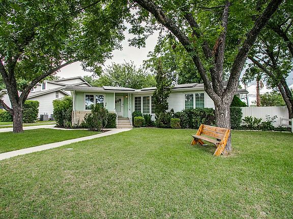 2nd image of 343 Robinhood Pl