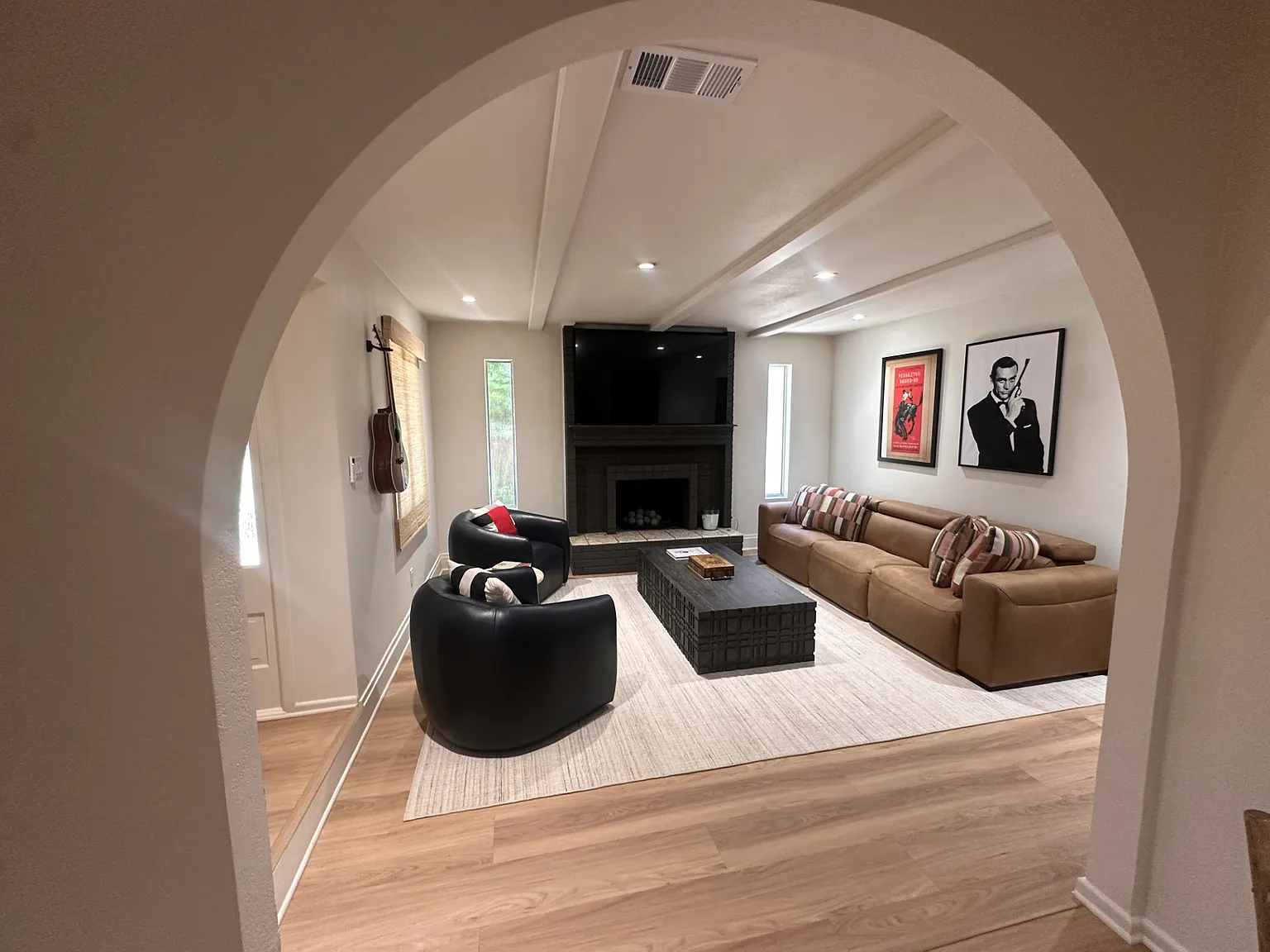 2 bed, 1200 sqft, $1,300 — Photo 1