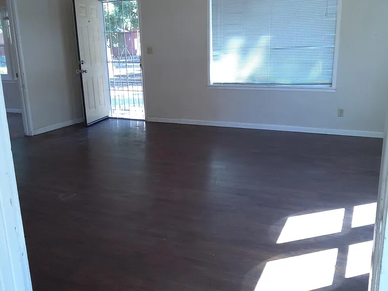 530 Cherry St — Photo 4