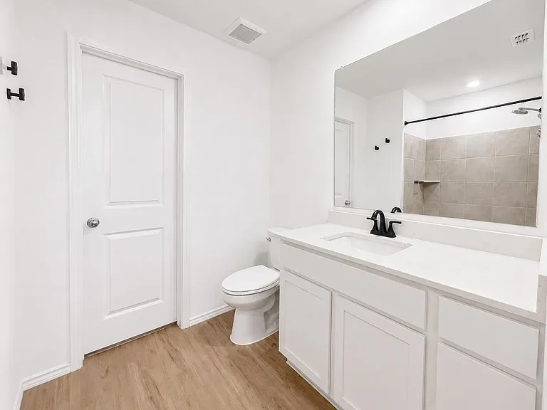 1025 Mountain Laurel Rd — Photo 16