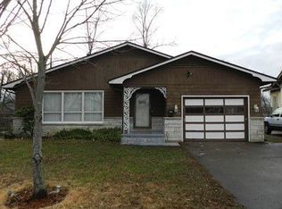 1010 N State St, Marion, IL 62959