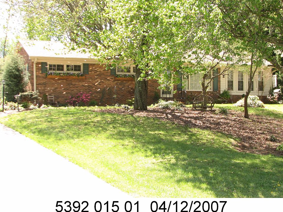 1st image of 260 Cliffwood Dr