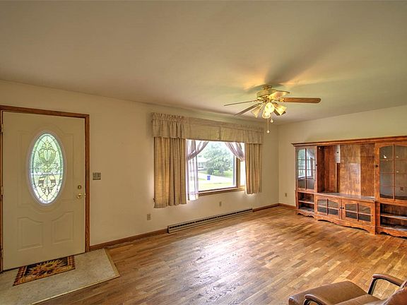 4th image of 226 Hickorywood Dr