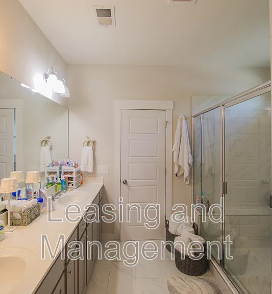2352 Lantern St — Photo 21