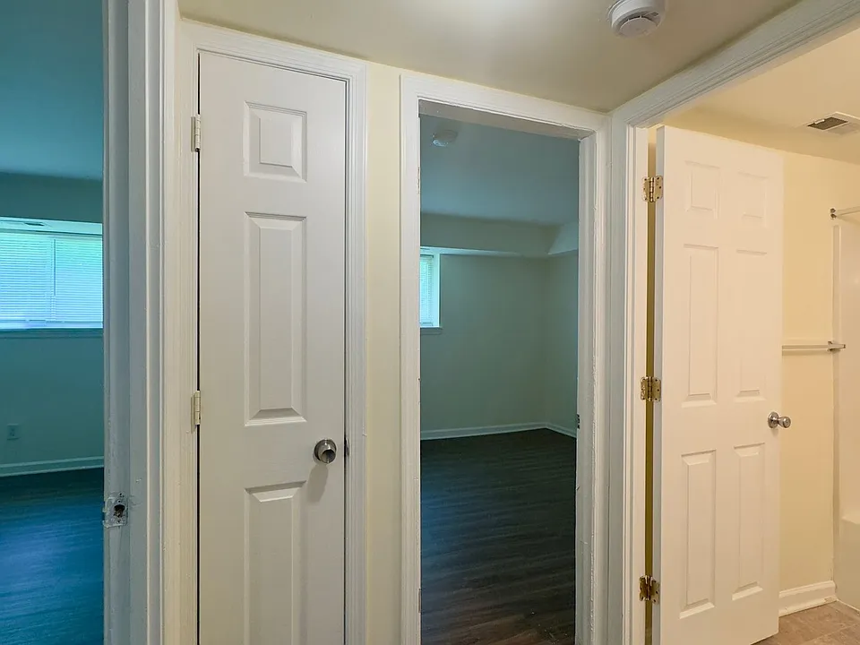 Midwood Apartments