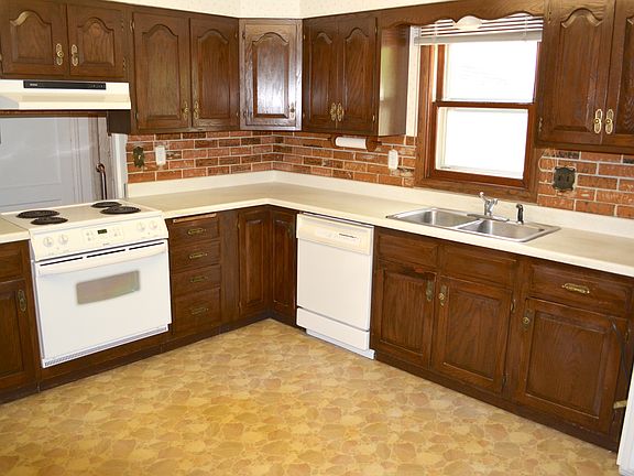 2nd image of 827 Tindolph Ave S