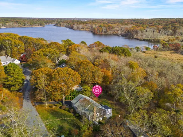 15 Knollwood Drive, Yarmouth Port, MA 02675