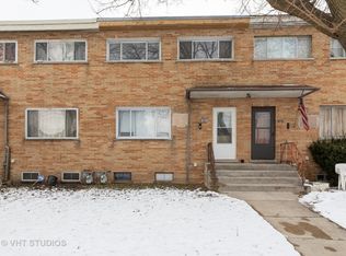 1932 S Chestnut St, Des Plaines, IL 60018