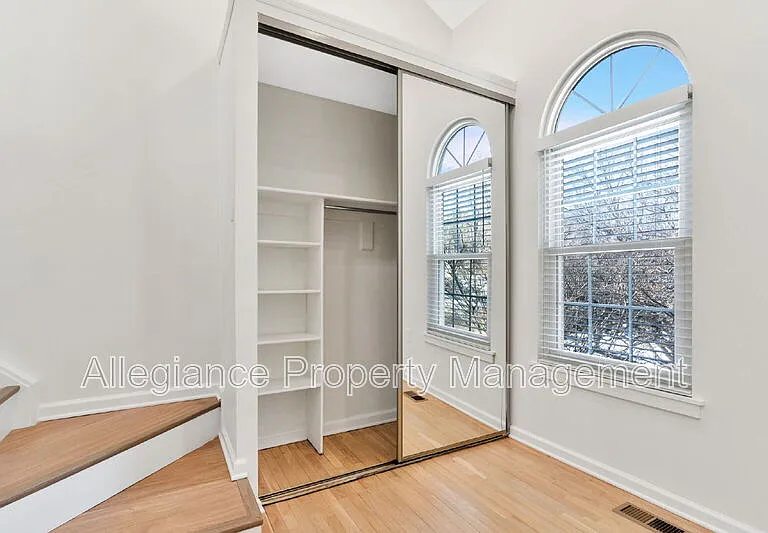 6630 Medinah Ln — Photo 24