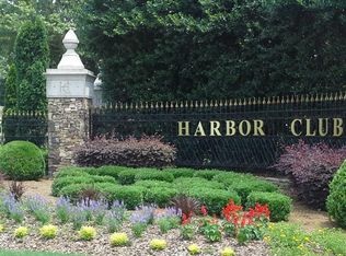 2680 Club Dr, Greensboro, GA 30642