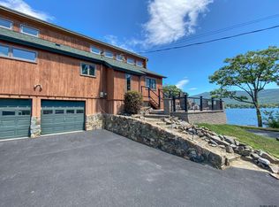 2 Sunset Ln, Lake George, NY 12845