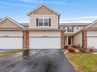 34W655 Roosevelt Ave UNIT C, Saint Charles, IL 60174