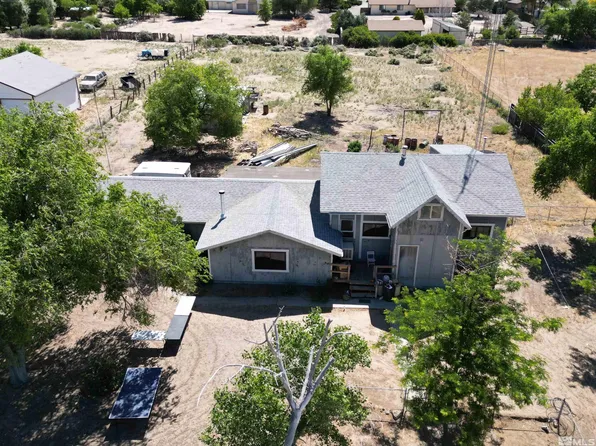 2721 Gordon Ave, Minden, NV 89423