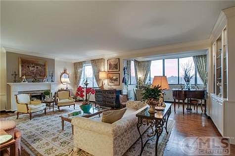 3rd image of 105 Leake Ave APT 56