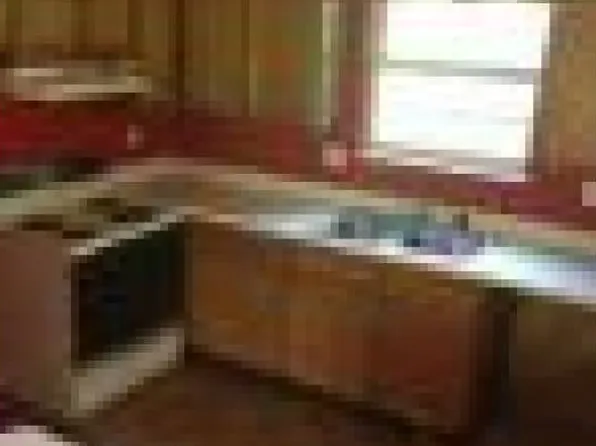 510 Wheeler Ln, La Follette, TN 37766