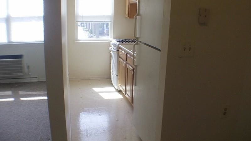 2nd image of 7 N Maple Ave #A