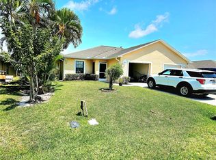 4401-4403 SW 7th Pl, Cape Coral, FL 33914