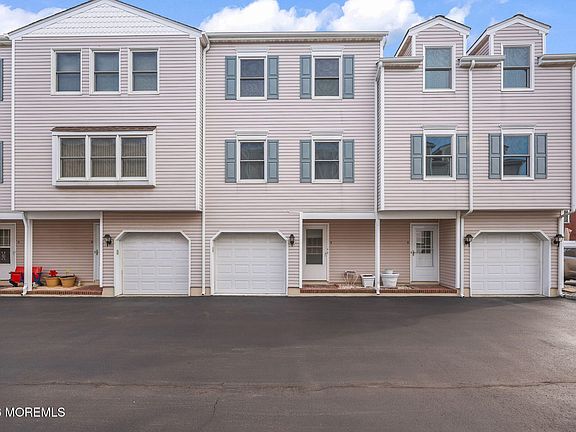 3rd image of 1001 Central Avenue #9