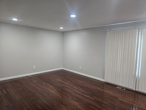 5th image of 30256 Southfield Rd APT 1-186