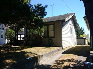 2710 37th Ave SW, Seattle, WA 98126