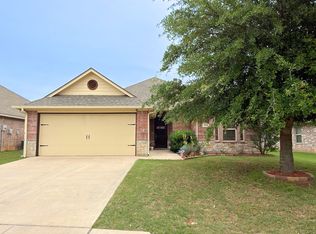 109 Donna Cir, Granbury, TX 76049