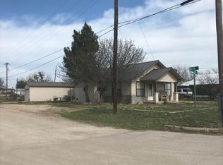 620 Duke St, Eden, TX 76837