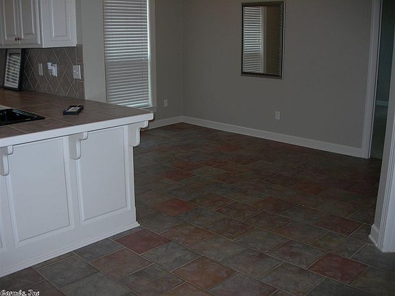 3rd image of 214 Country Club Pkwy