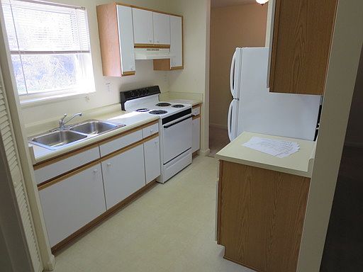 1st image of 418 Hazel Lawn Dr