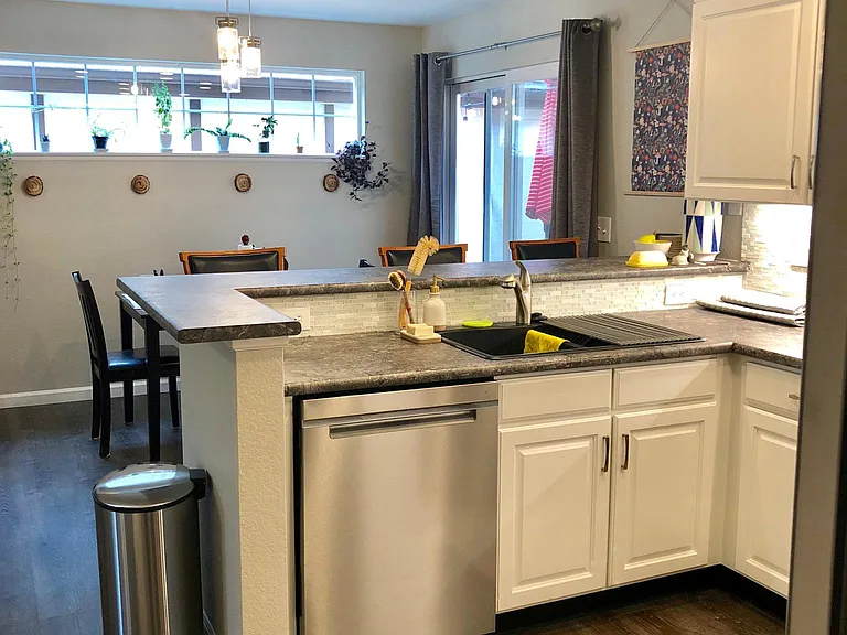 1627 Foxhall Ct — Photo 9