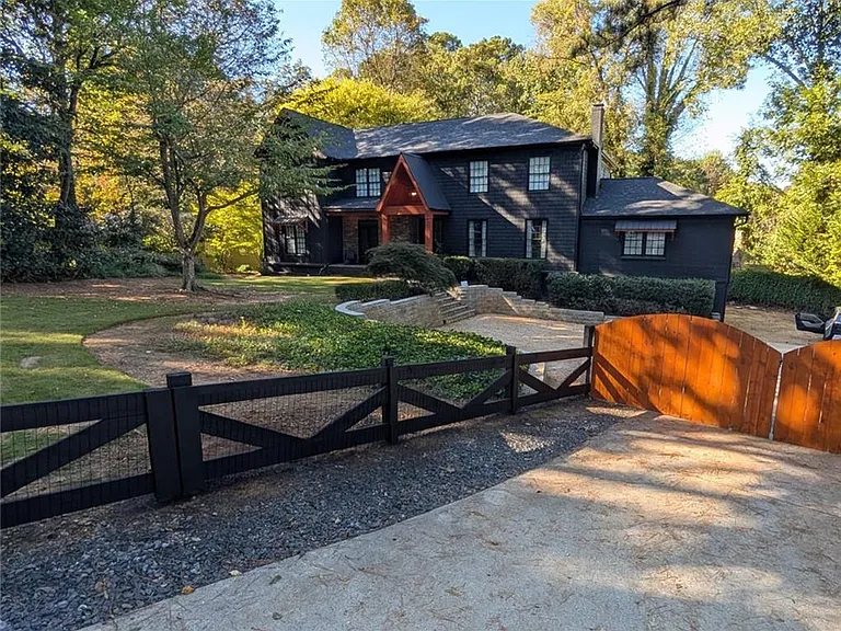 1219 Moores Mill Rd NW — Photo 57