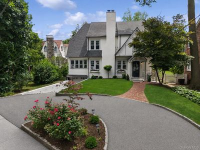 632 Colonial Avenue, Pelham, NY, 10803