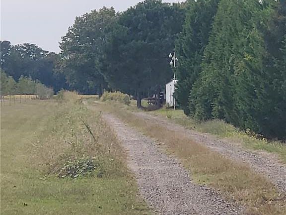 3rd image of Saint Brides Rd W