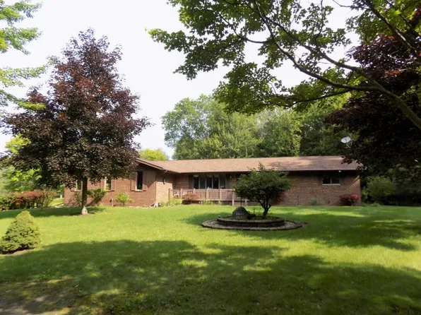 1725 Thompson Rd, Bad Axe, MI 48413