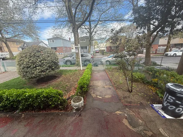 (undisclosed Address), Jamaica, NY 11436