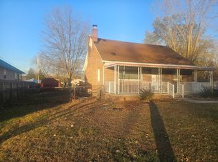 15310 Beech Daly Rd, Taylor, MI 48180