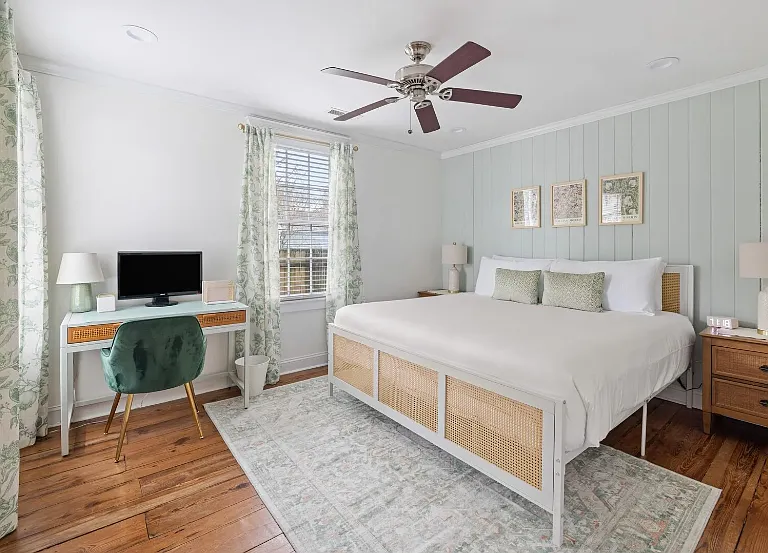 29 Sires St #A — Photo 4