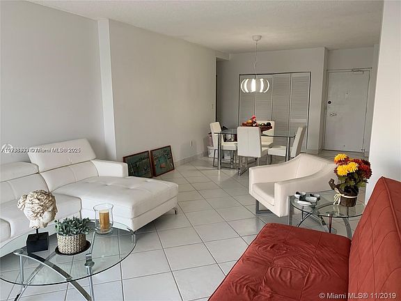 2nd image of 300 Bayview Dr APT 1901