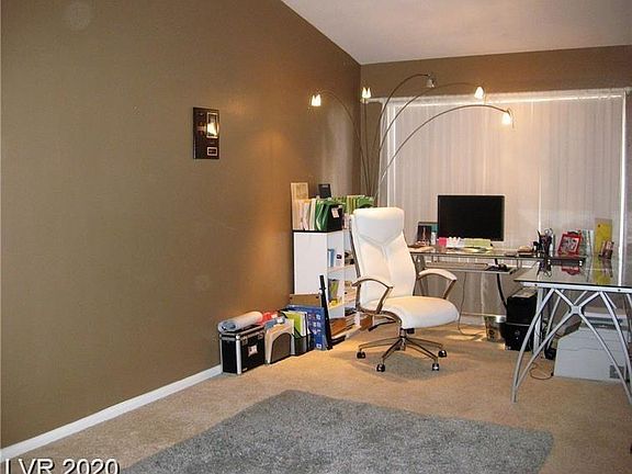 4th image of 10046 Catalina Canyon Ave