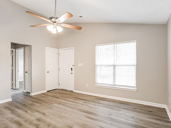 5th image of 941 Milkwood Ln