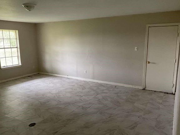 4th image of 4513 County Road 424
