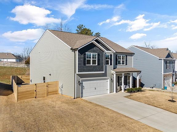 3rd image of 128 Canton Ln