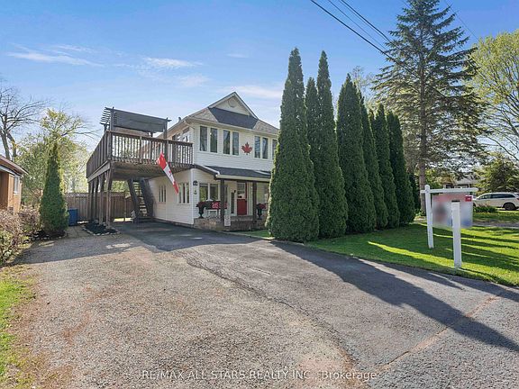 3rd image of 39 Franklin Beach Rd