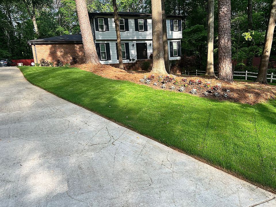 1st image of 894 Hardwood Ct