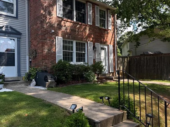 19225 Warrior Brook Dr, Germantown, MD 20874