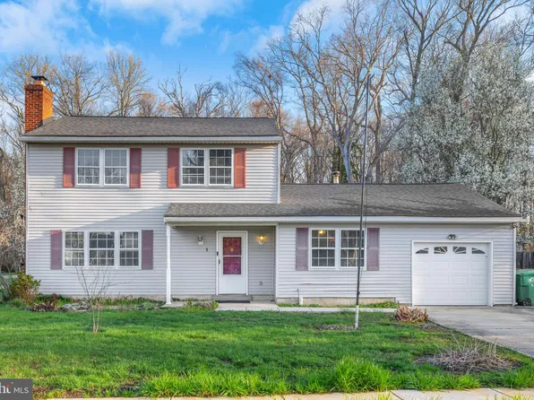 1 Bark Dr, Newark, DE 19713