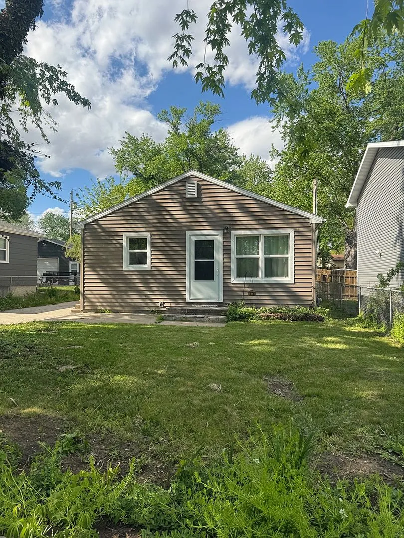 Charming Updated 3BR Home with Large Fenced Yard & Garage — Photo 1