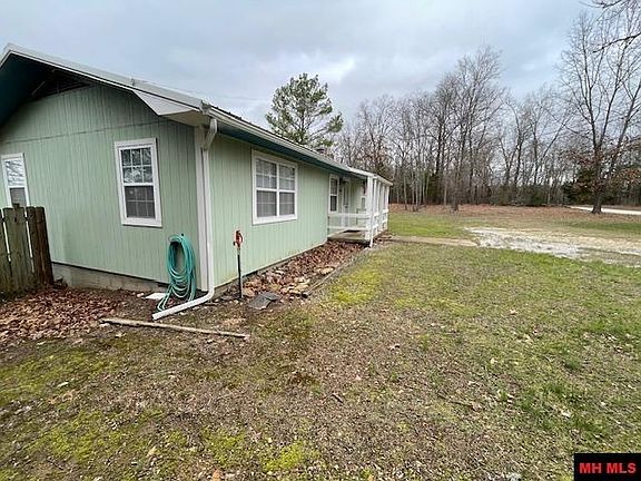 3rd image of 20725 Horseshoe Bend Rd