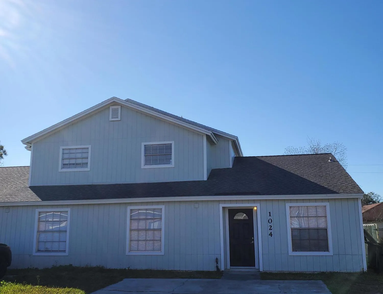3 bed, 2.0 bath, 1332 sqft, $1,870 — Photo 1